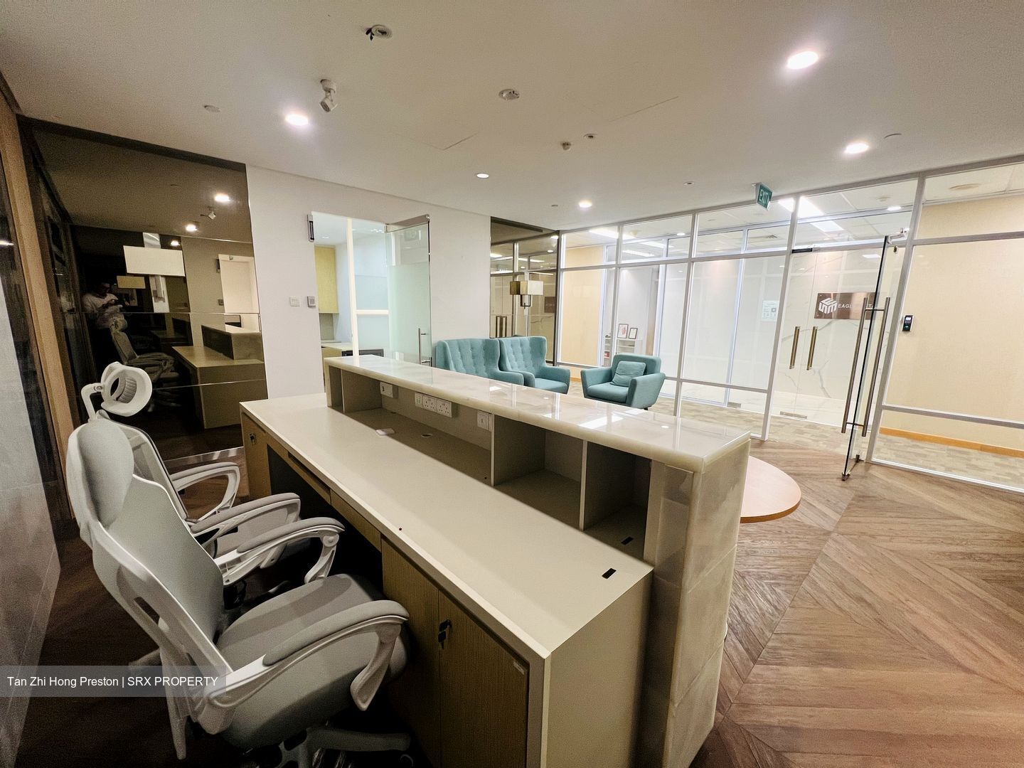 Ocbc Centre (D1), Office #555898671